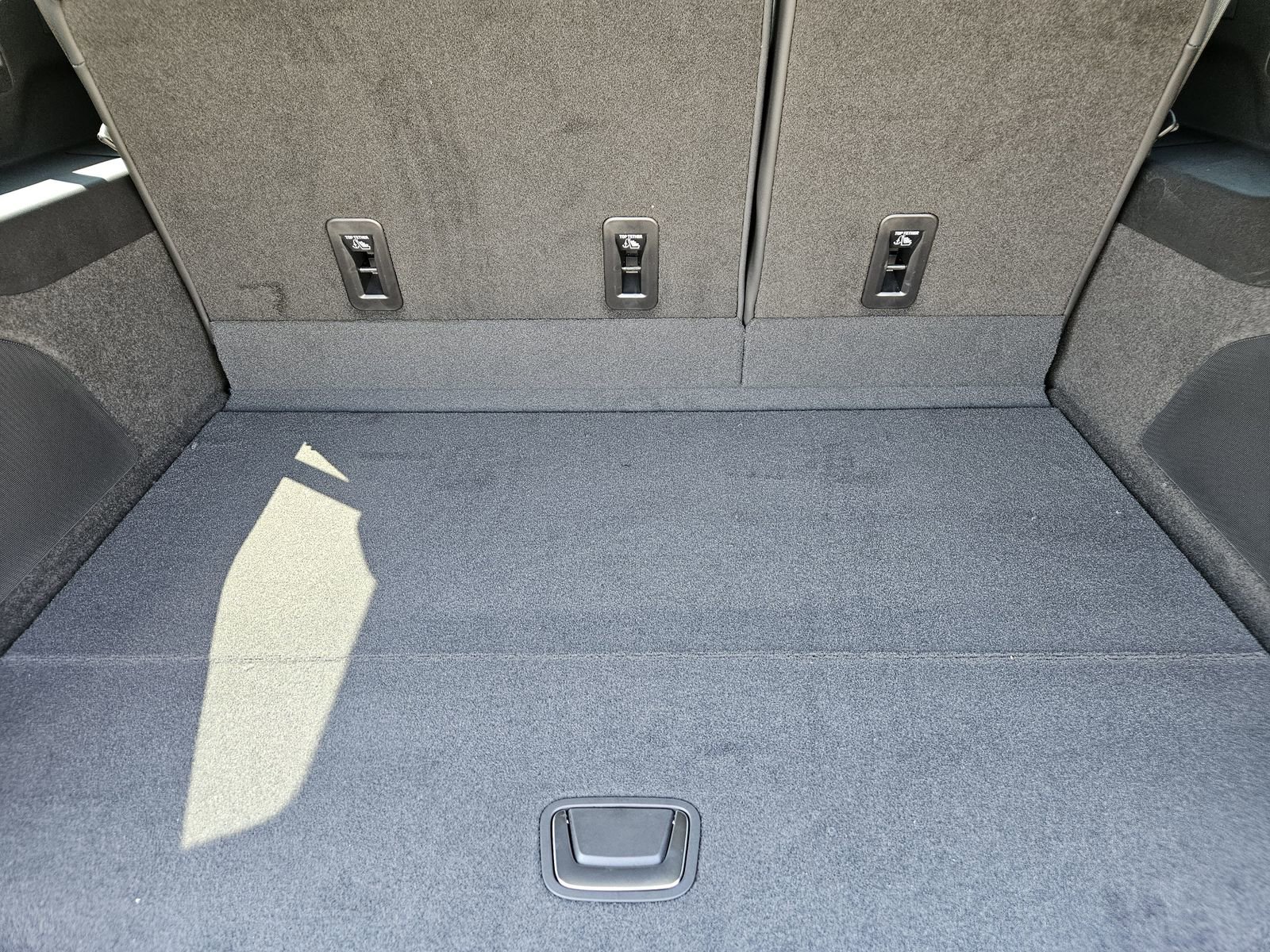 New 2026 Cadillac Escalade ESV Sport image 30