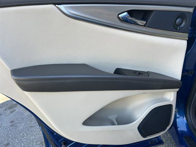 Used 2020 Lincoln Nautilus Reserve image 23