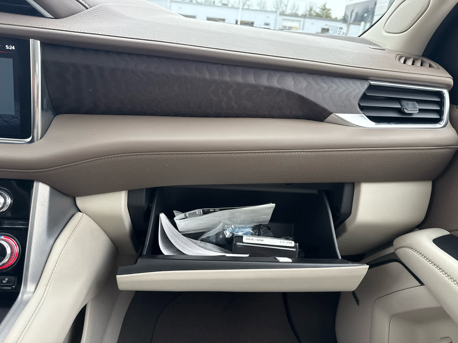 Used 2023 GMC Yukon Denali image 18