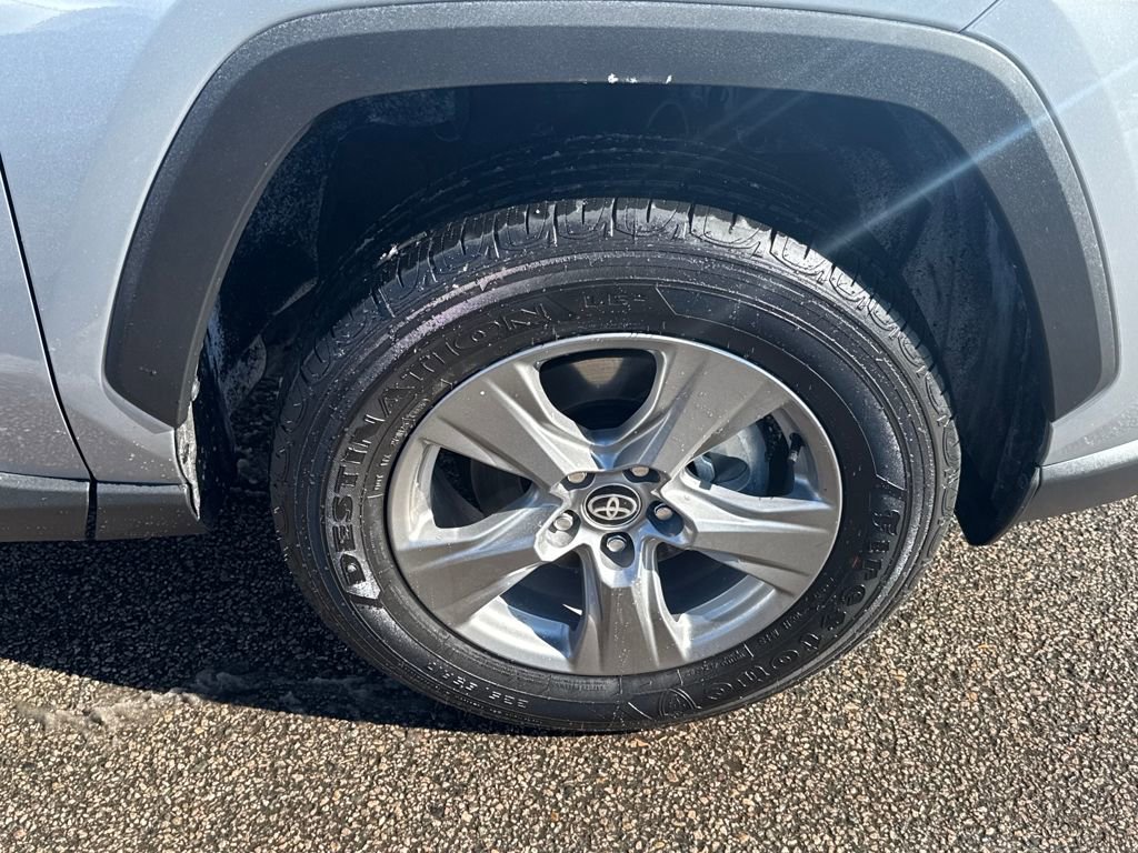 Used 2025 Toyota RAV4 XLE image 41