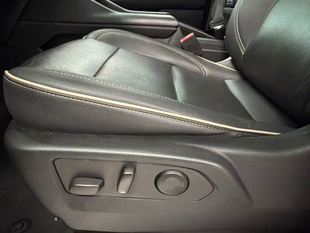 Certified 2022 Chevrolet Suburban Premier AWD/4WD image 15