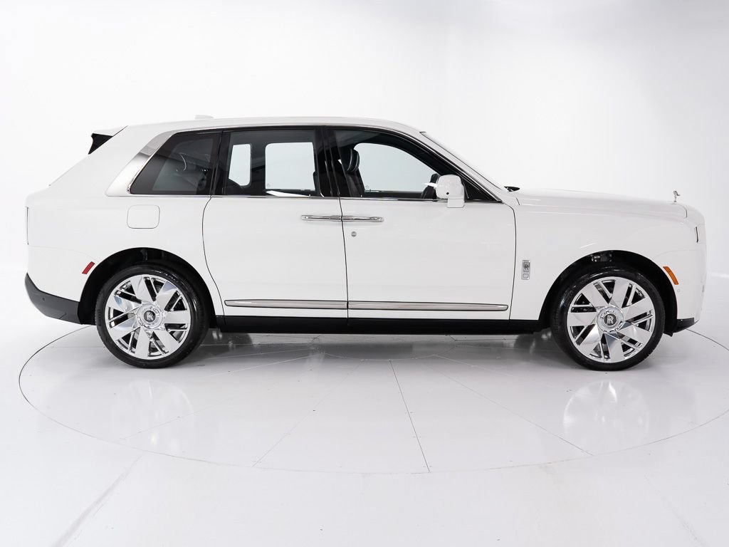 Used 2026 Rolls-Royce Cullinan AWD/4WD image 6