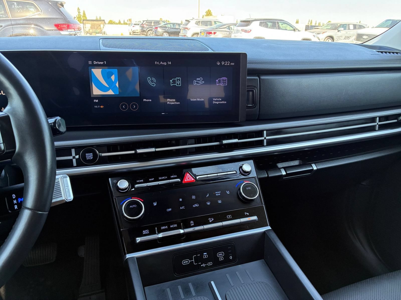 Used 2025 Hyundai Santa Fe SEL FWD image 14