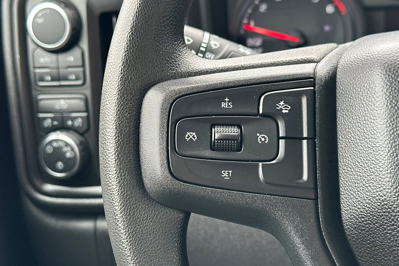 Certified 2024 Chevrolet Silverado 1500 Custom Trail Boss w/ Turbomax Blackout Package image 27