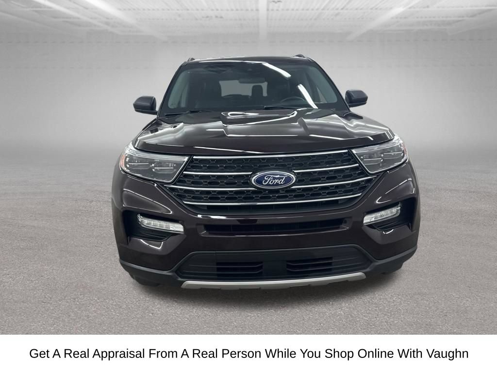 Used 2023 Ford Explorer XLT w/ Equipment Group 202A AWD/4WD image 5