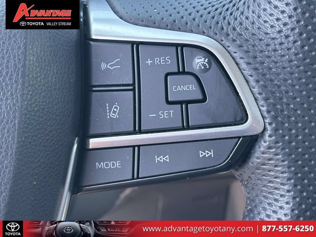 Certified 2023 Toyota Sienna Limited AWD/4WD image 29