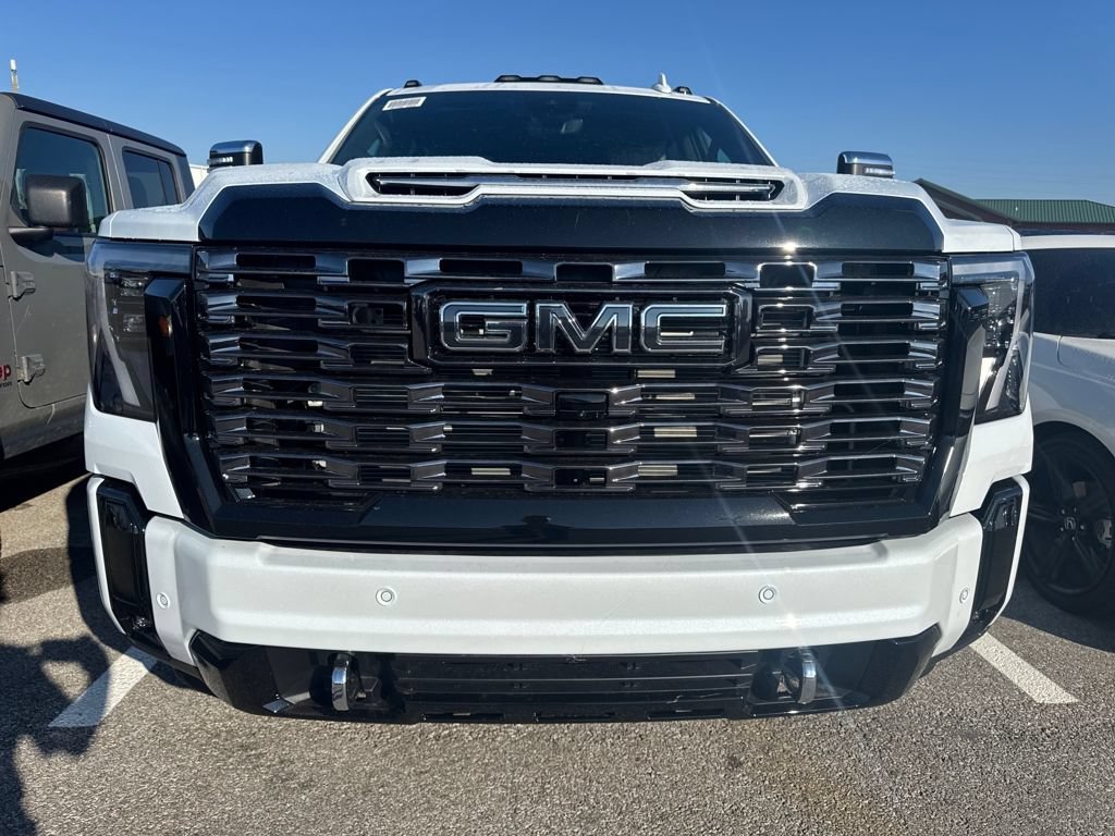 New 2026 GMC Sierra 3500 Denali Ultimate AWD/4WD image 5