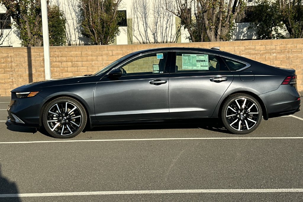 New 2026 Honda Accord Touring image 7