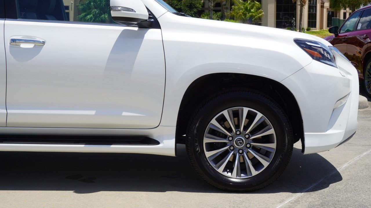 Certified 2022 Lexus GX 460 Luxury w/ Accessory Package AWD/4WD image 9