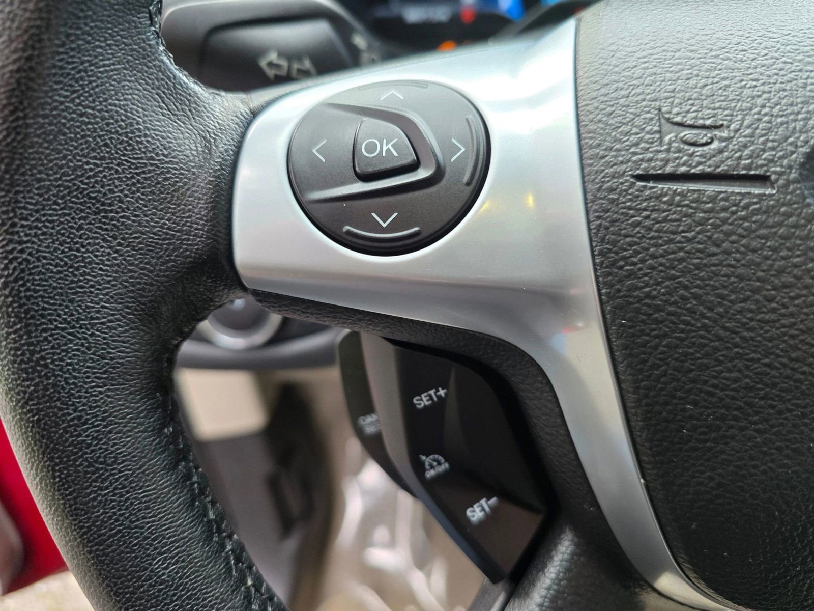 Used 2015 Ford C-MAX SEL w/ Equipment Group 303A image 24