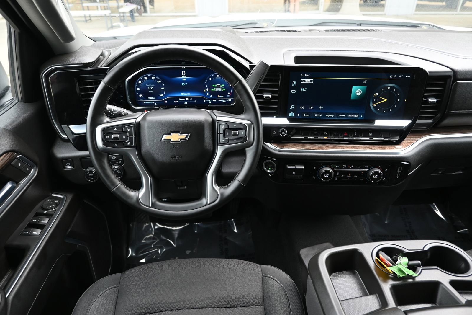Used 2023 Chevrolet Silverado 1500 LT RWD image 23