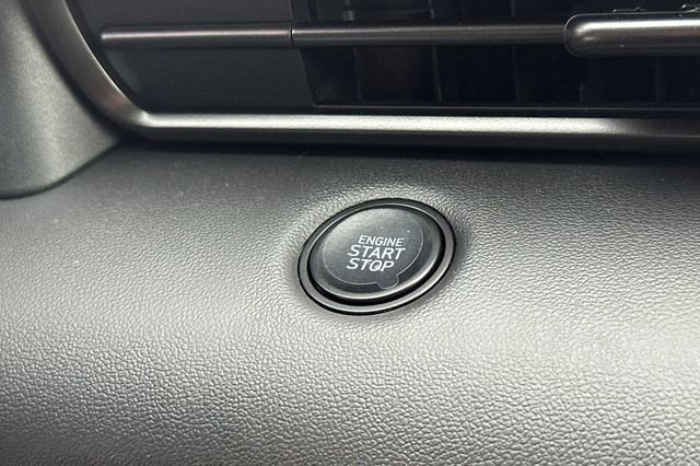 New 2026 Hyundai Elantra Sport FWD image 21
