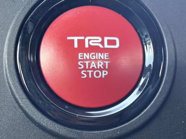Used 2025 Toyota Tacoma TRD Sport AWD/4WD image 22