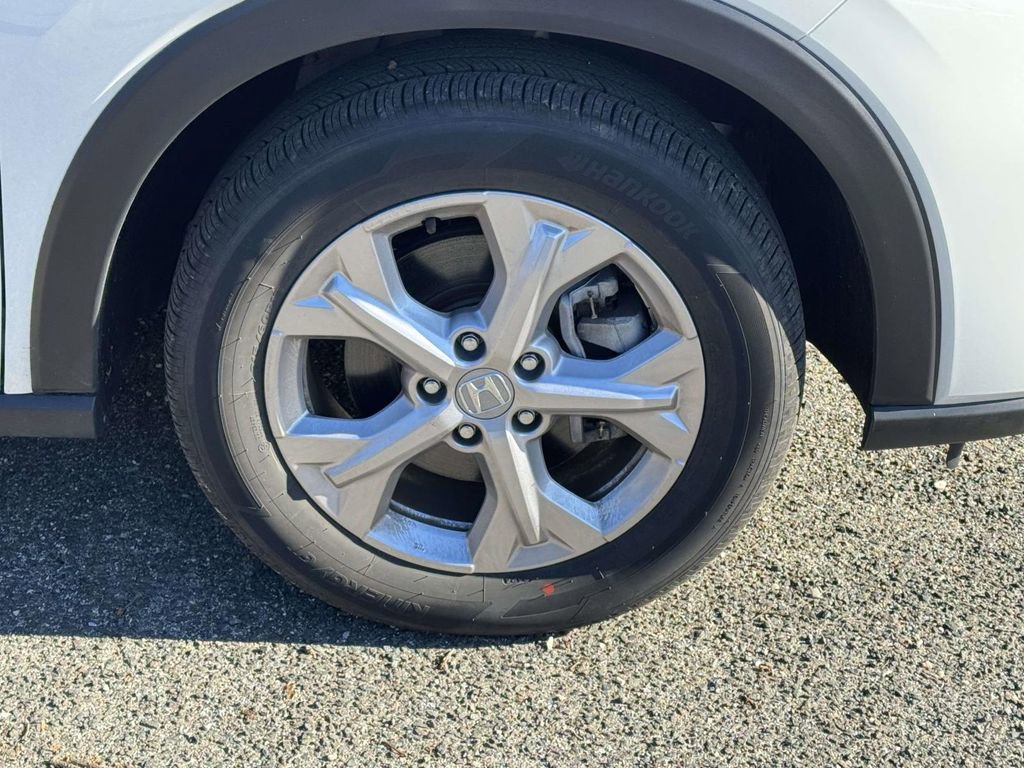 Used 2025 Honda HR-V LX image 7