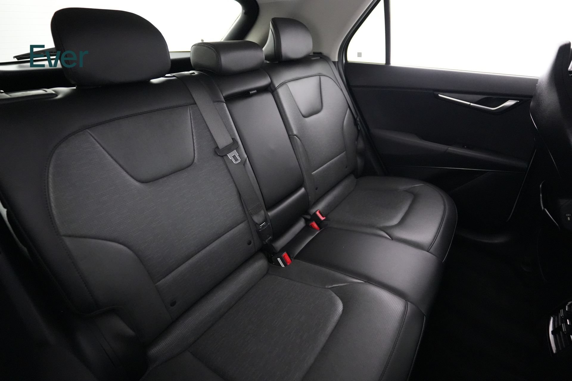 Used 2024 Kia Niro Wave FWD image 5