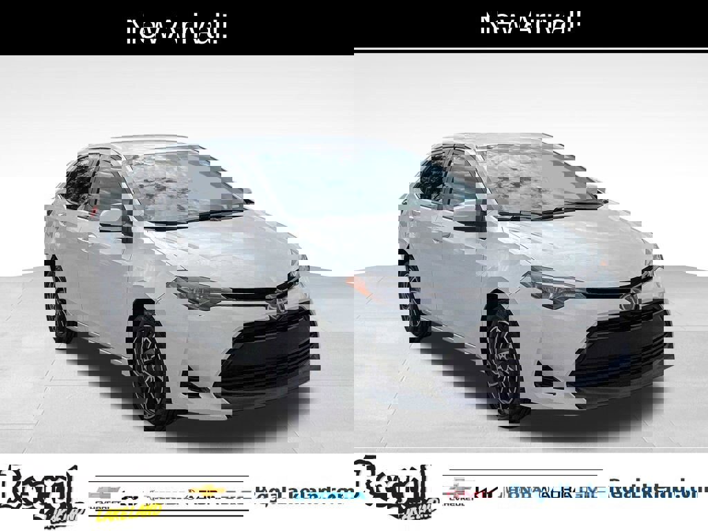 Used 2018 Toyota Corolla LE image 1