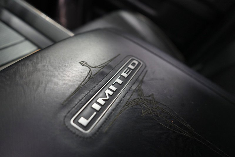 Used 2019 RAM 3500 Limited image 27