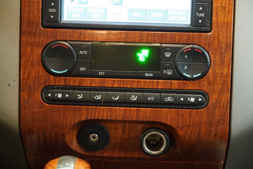Used 2007 Ford Expedition Eddie Bauer RWD image 22