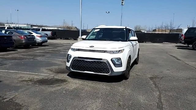 Used 2020 Kia Soul S FWD image 3