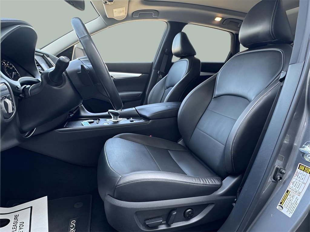 Used 2022 INFINITI QX50 Essential image 14