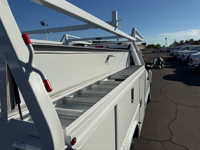 New 2026 Ford F250 XL w/ XL Chrome Package image 11