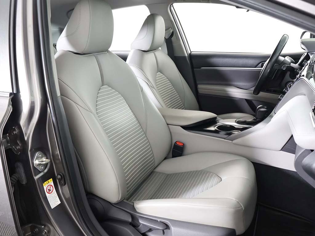 Used 2018 Toyota Camry SE image 26
