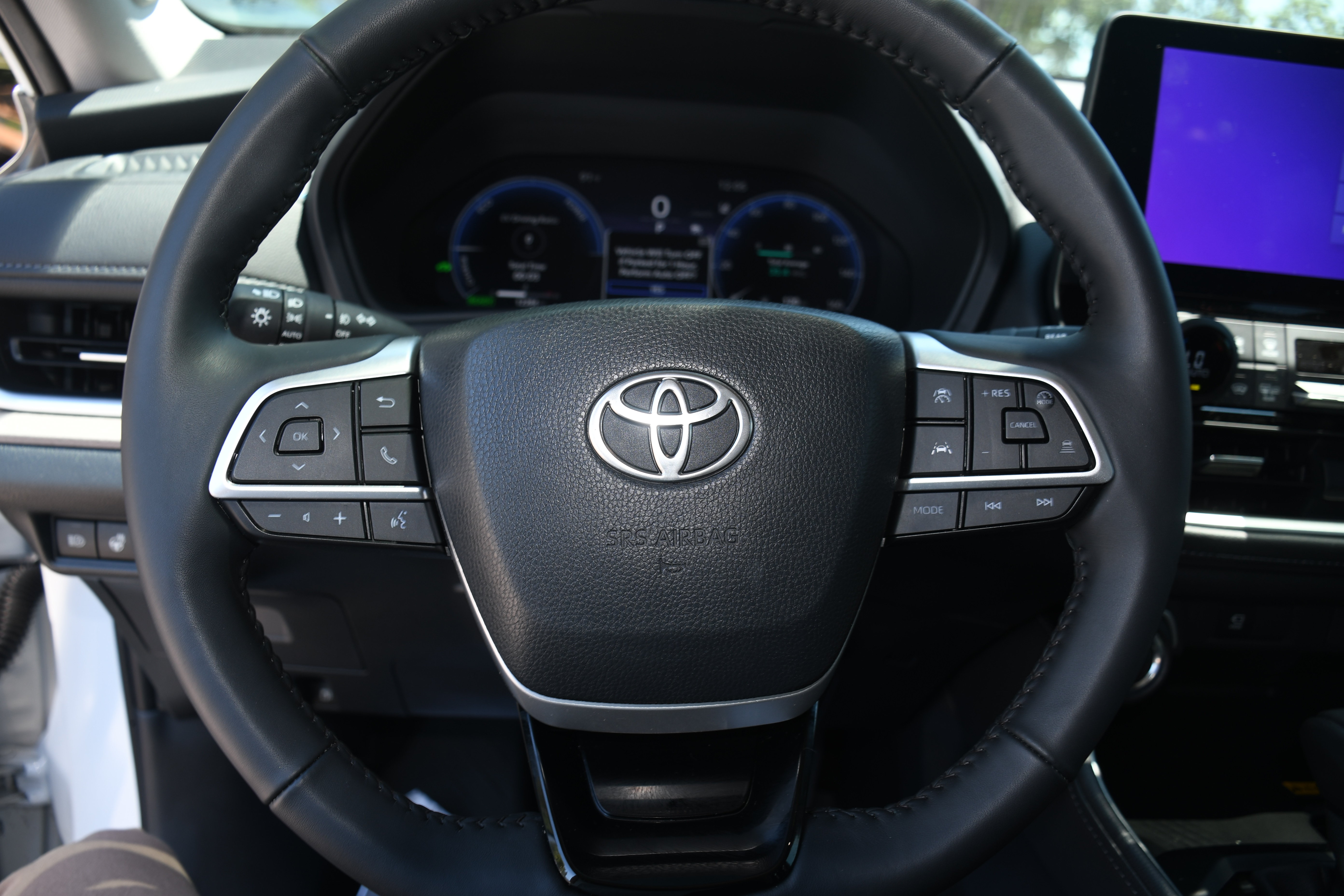 Certified 2025 Toyota Grand Highlander AWD Hybrid image 13