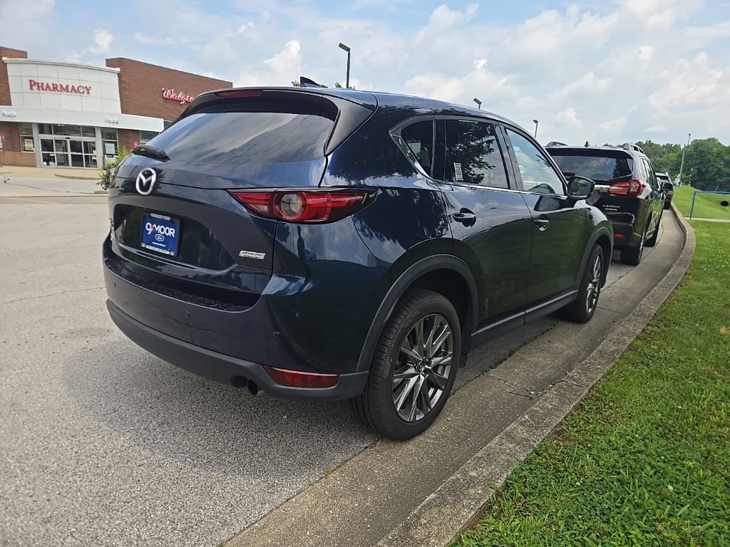 Used 2019 MAZDA CX-5 Signature AWD/4WD image 3
