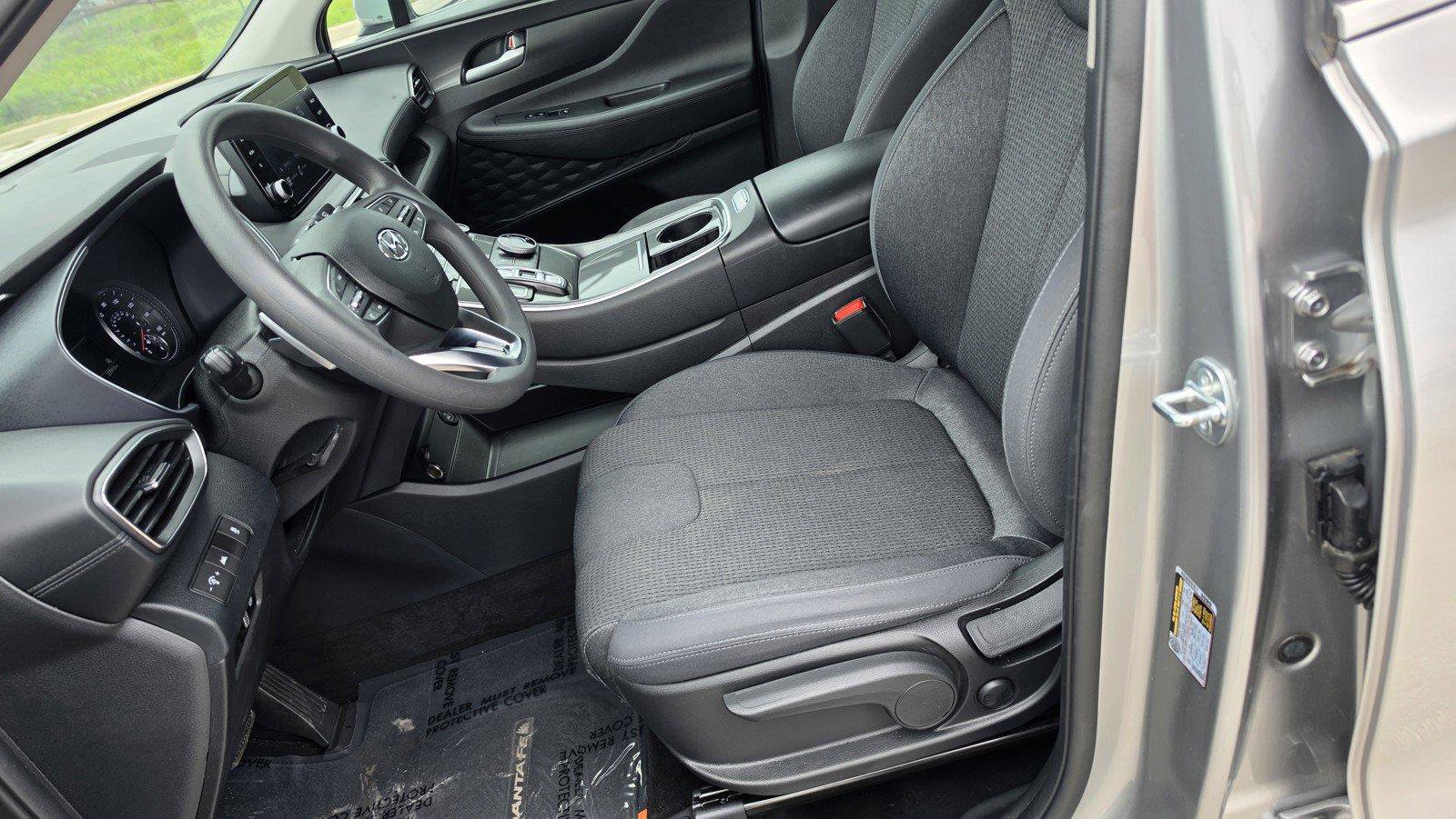 Used 2023 Hyundai Santa Fe SE AWD/4WD image 10
