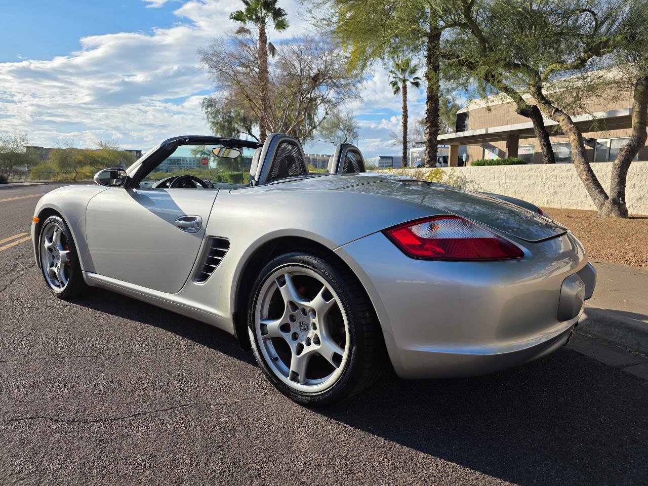 Used 2005 Porsche Boxster S image 7