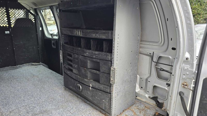 Used 2006 Ford E-150 and Econoline 150 RWD image 28