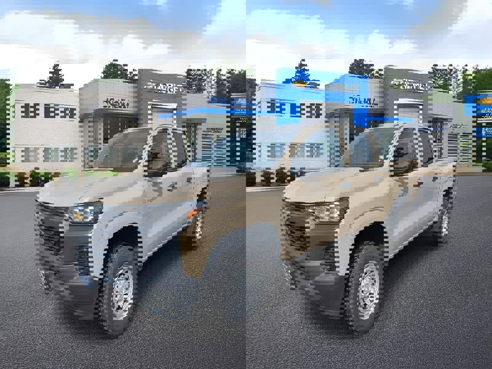 Used 2024 Chevrolet Colorado W/T image 1