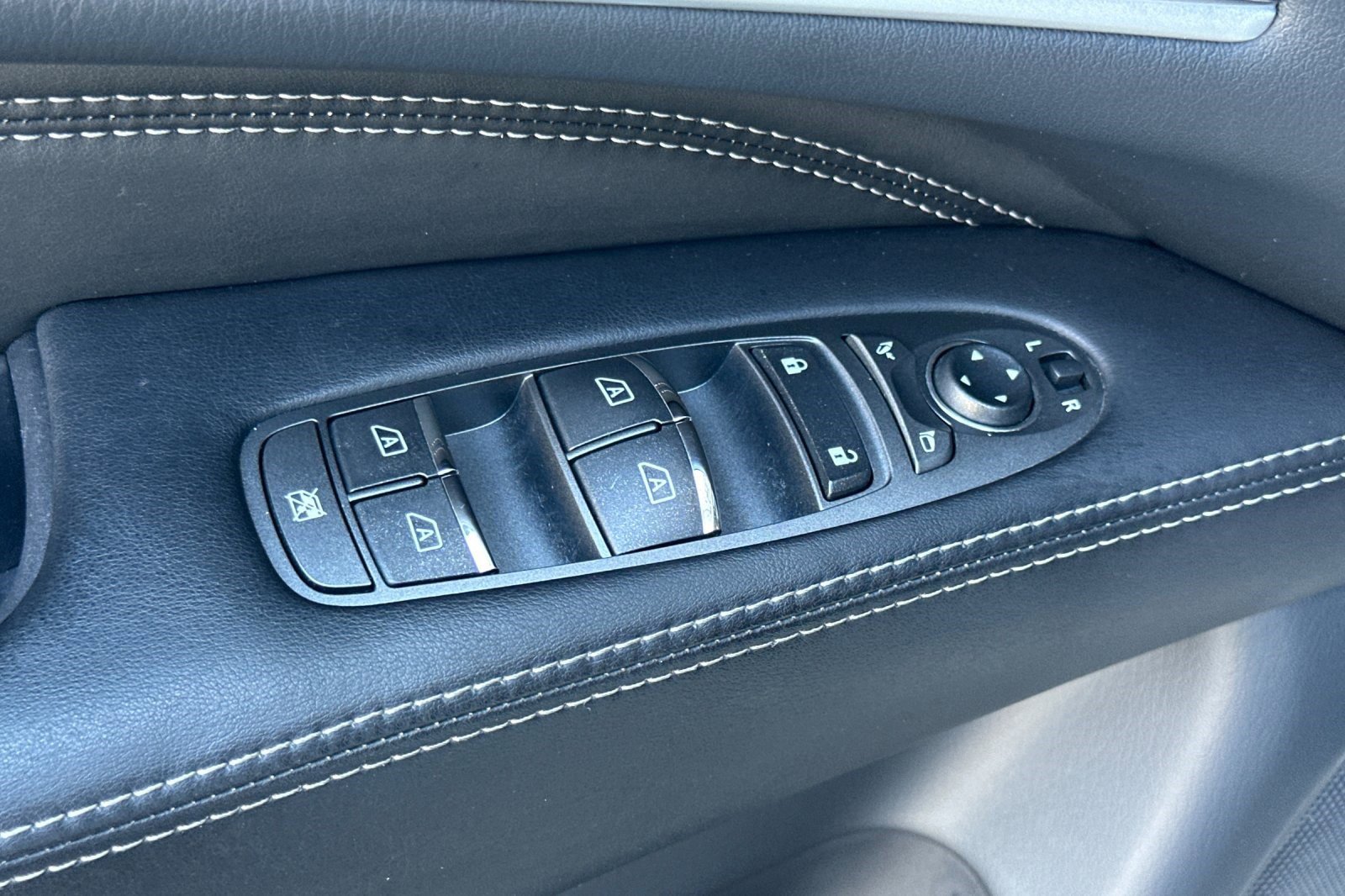 Used 2020 INFINITI QX60 Luxe image 13