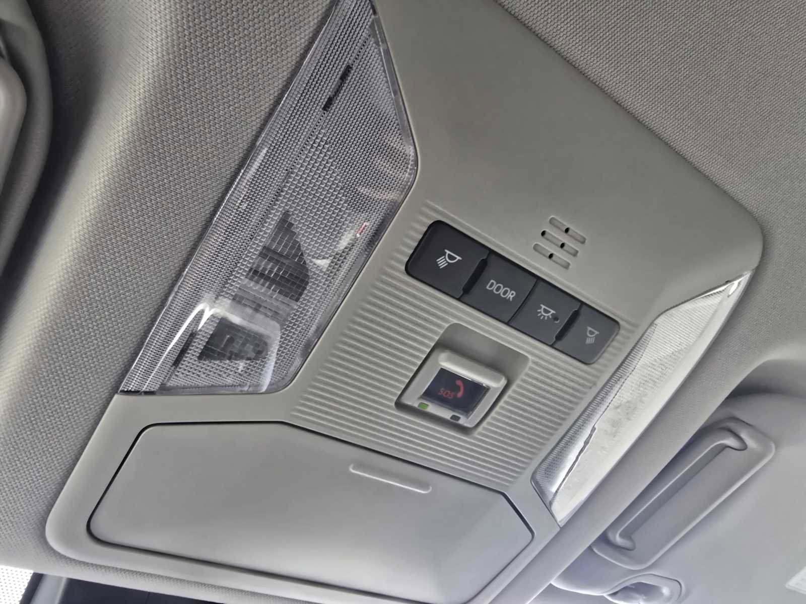 Used 2025 Toyota RAV4 XLE w/ Weather Package image 32