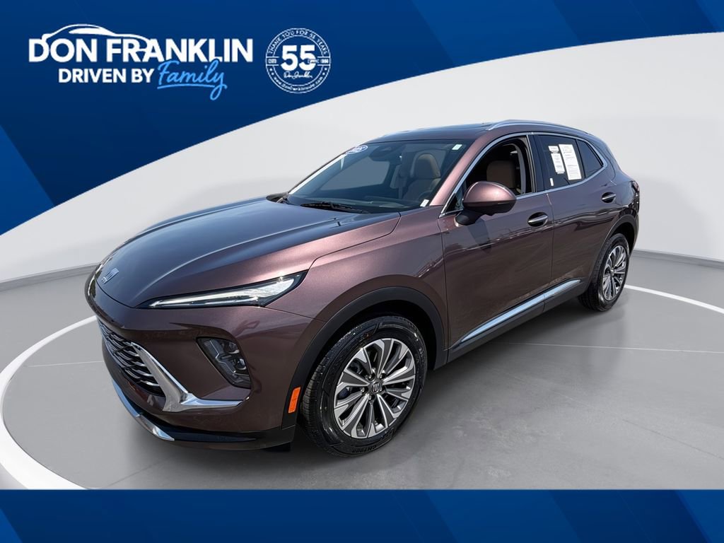 Used 2025 Buick Envision Preferred AWD/4WD image 1