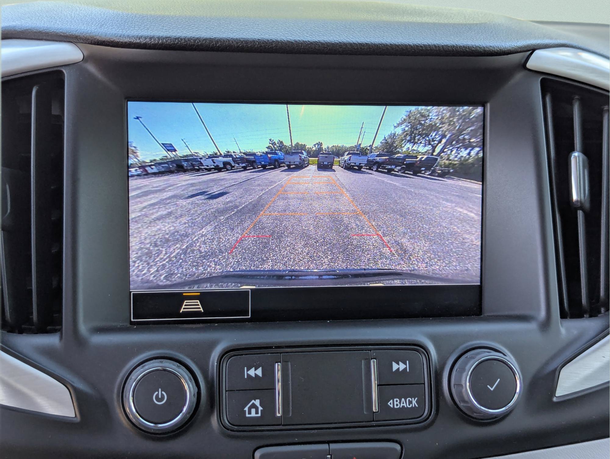 Used 2024 GMC Terrain SLT FWD image 21