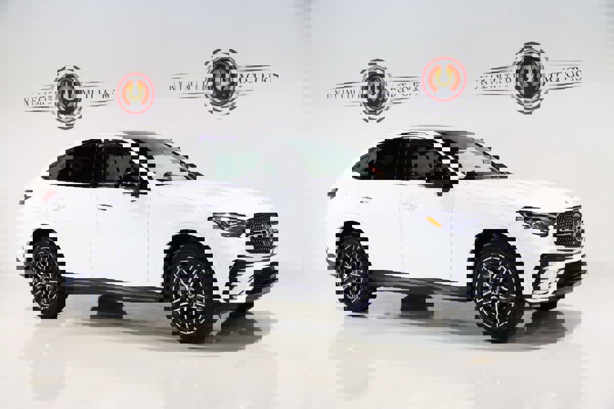 Used 2025 Mercedes-Benz GLC 300 4MATIC Coupe image 6