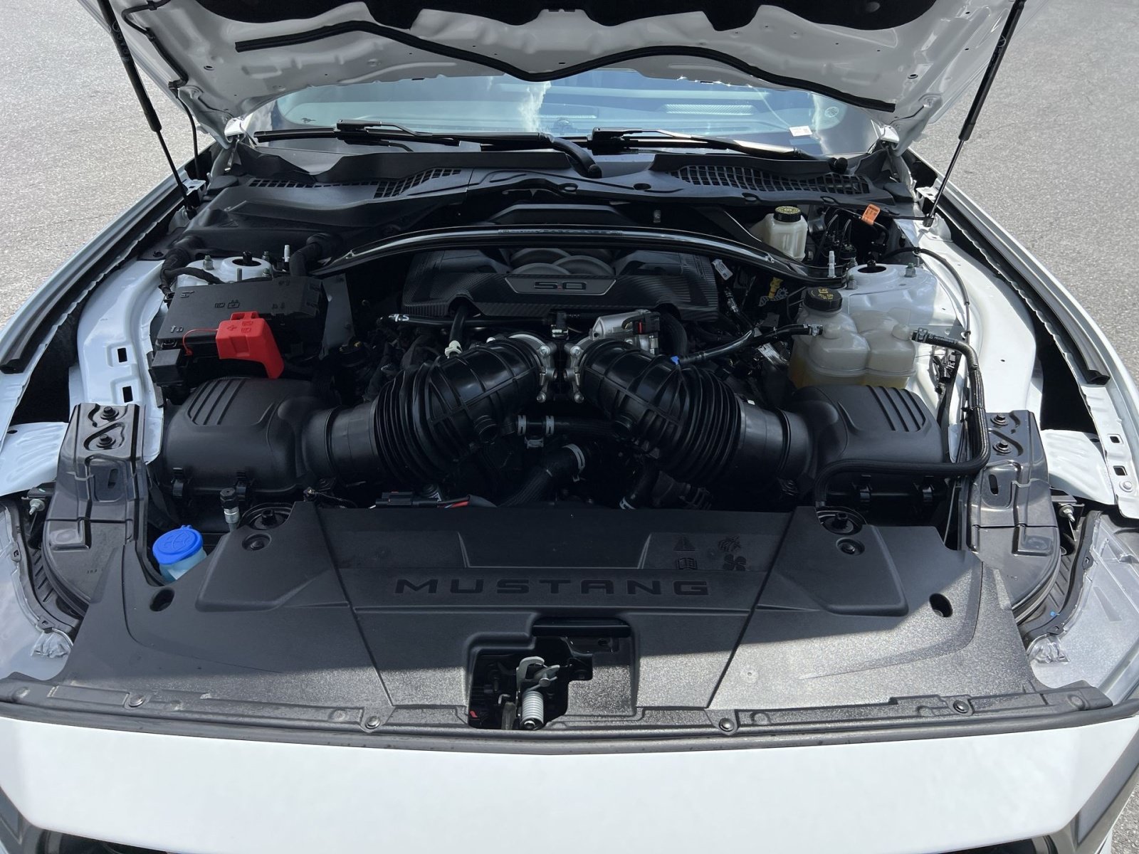 Used 2024 Ford Mustang Dark Horse RWD image 28