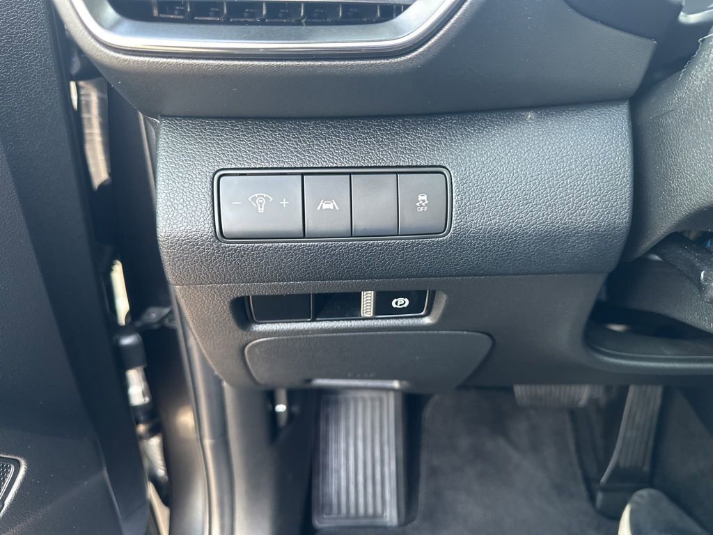 Used 2023 Hyundai Santa Fe SE image 12