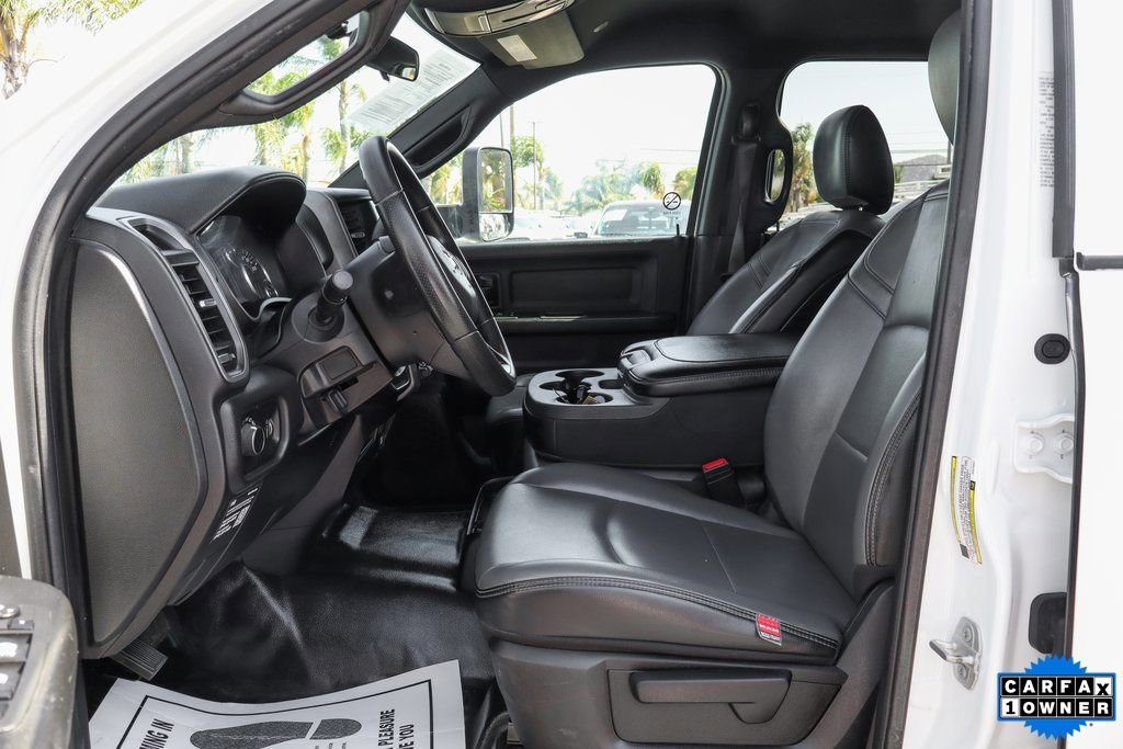 Used 2022 RAM 5500 Tradesman w/ Max Tow Package image 17