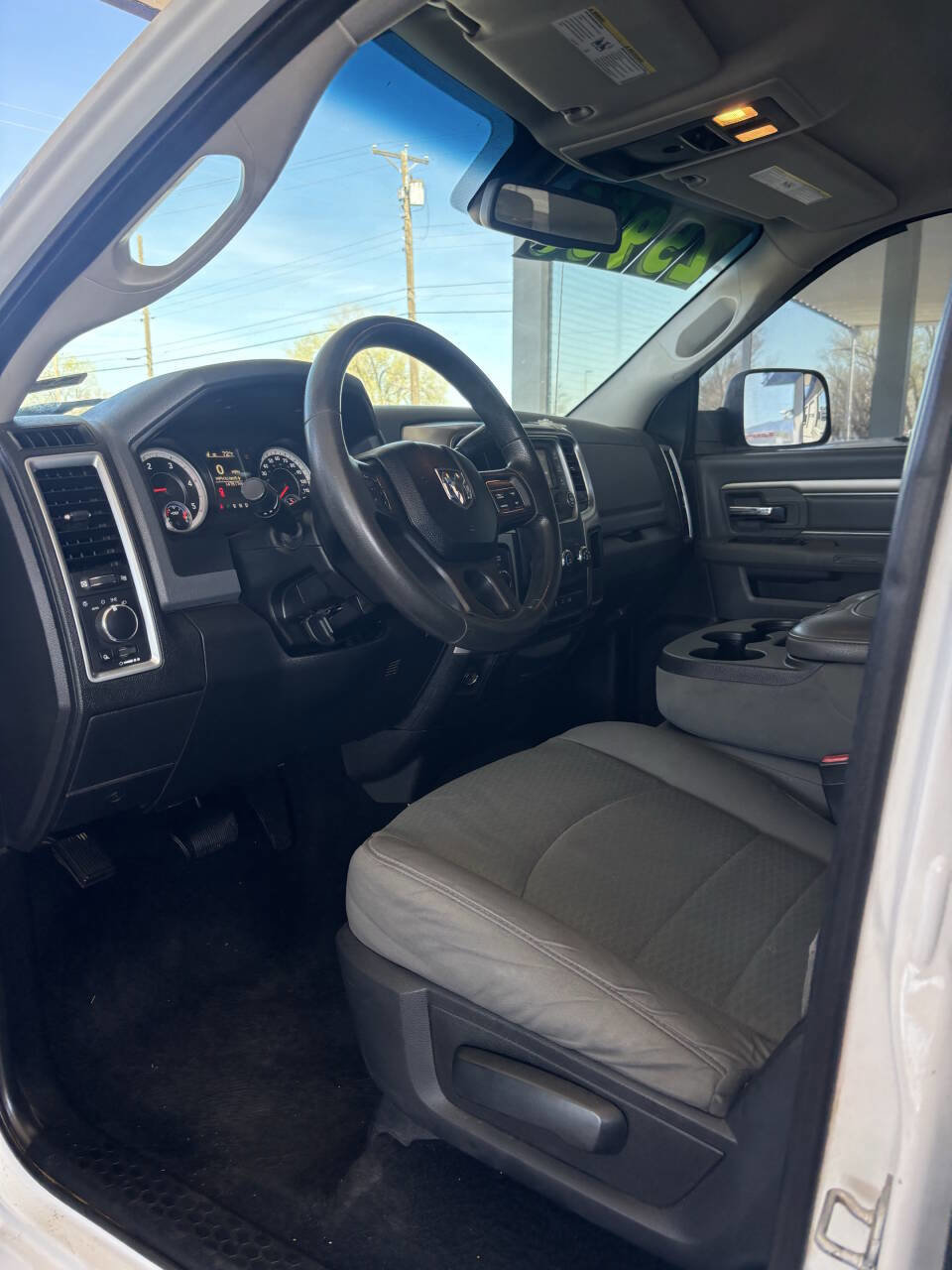 Used 2014 RAM 2500 SLT image 9