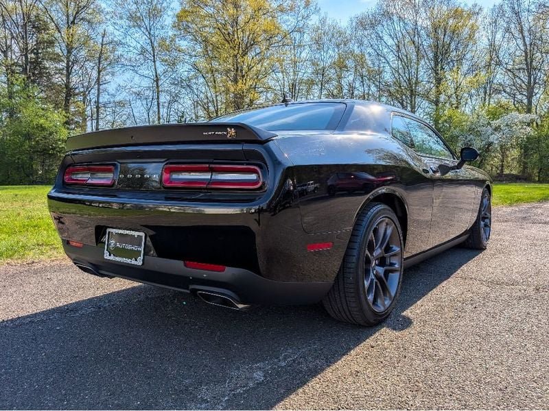 Used 2023 Dodge Challenger R/T Scat Pack image 5
