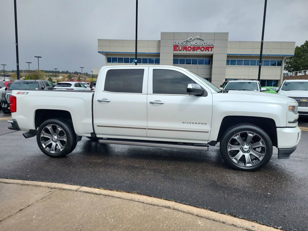Used 2017 Chevrolet Silverado 1500 LTZ Z71 w/ LTZ Plus Package AWD/4WD image 3
