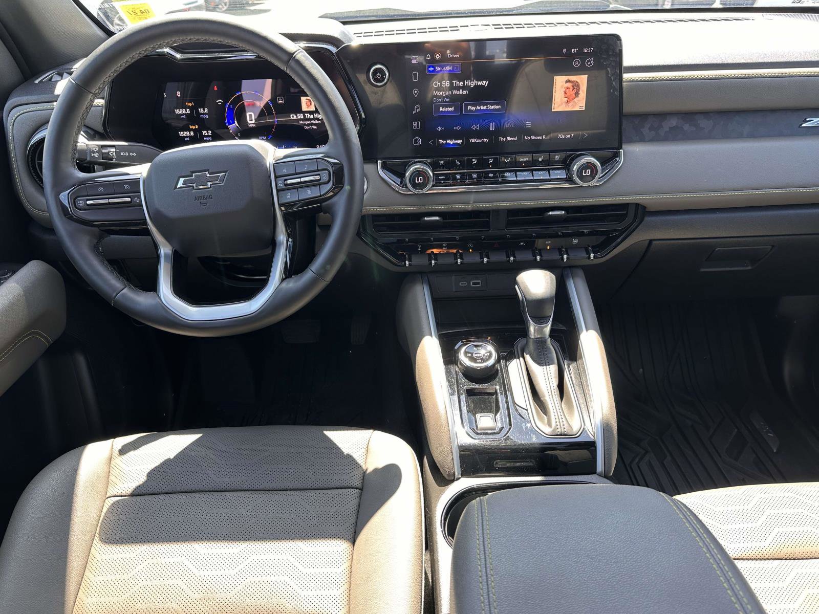 Used 2023 Chevrolet Colorado ZR2 w/ ZR2 Convenience Package III AWD/4WD image 19