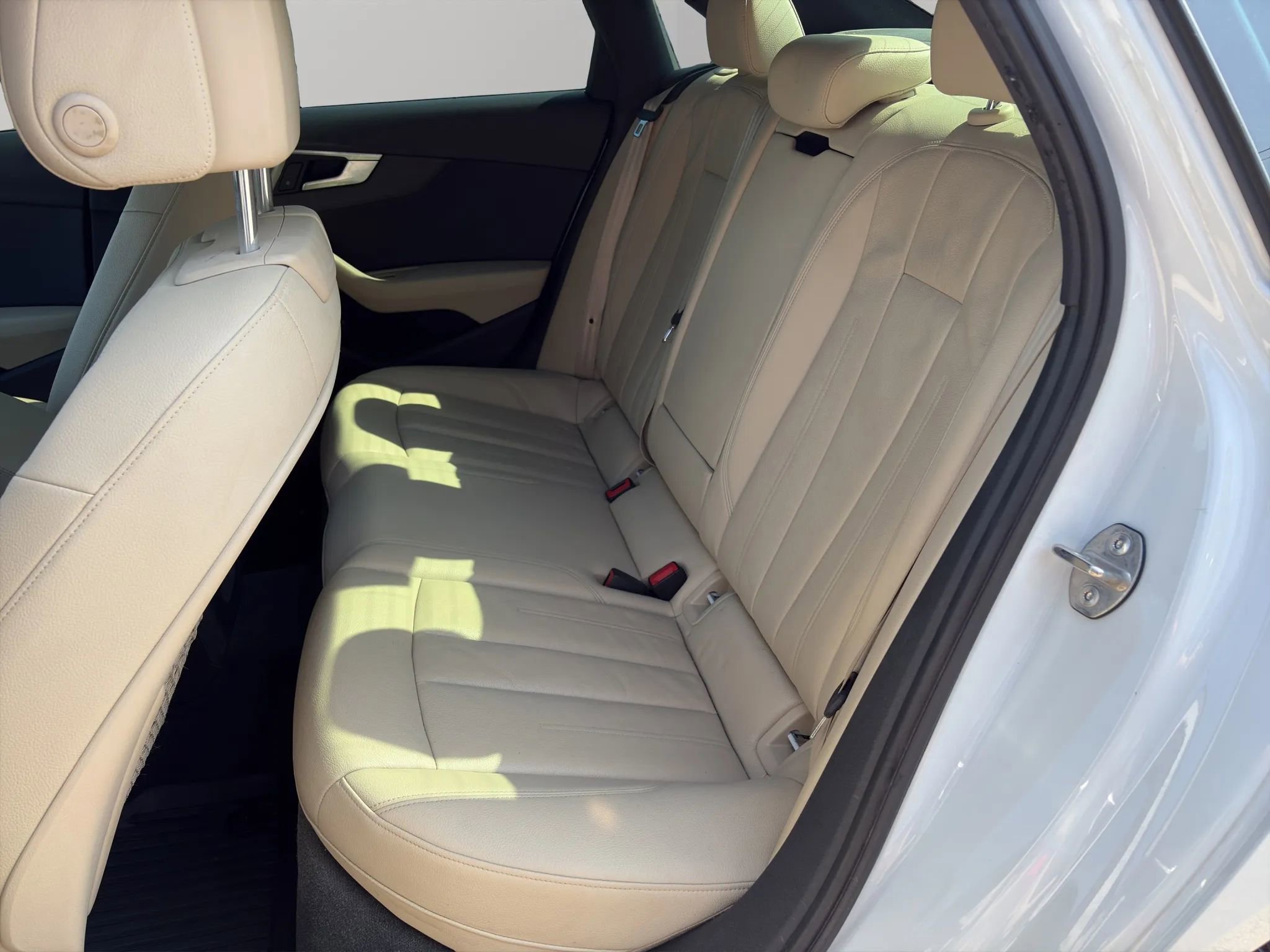 Used 2017 Audi A4 2.0T Ultra Premium w/ Convenience Package FWD image 18