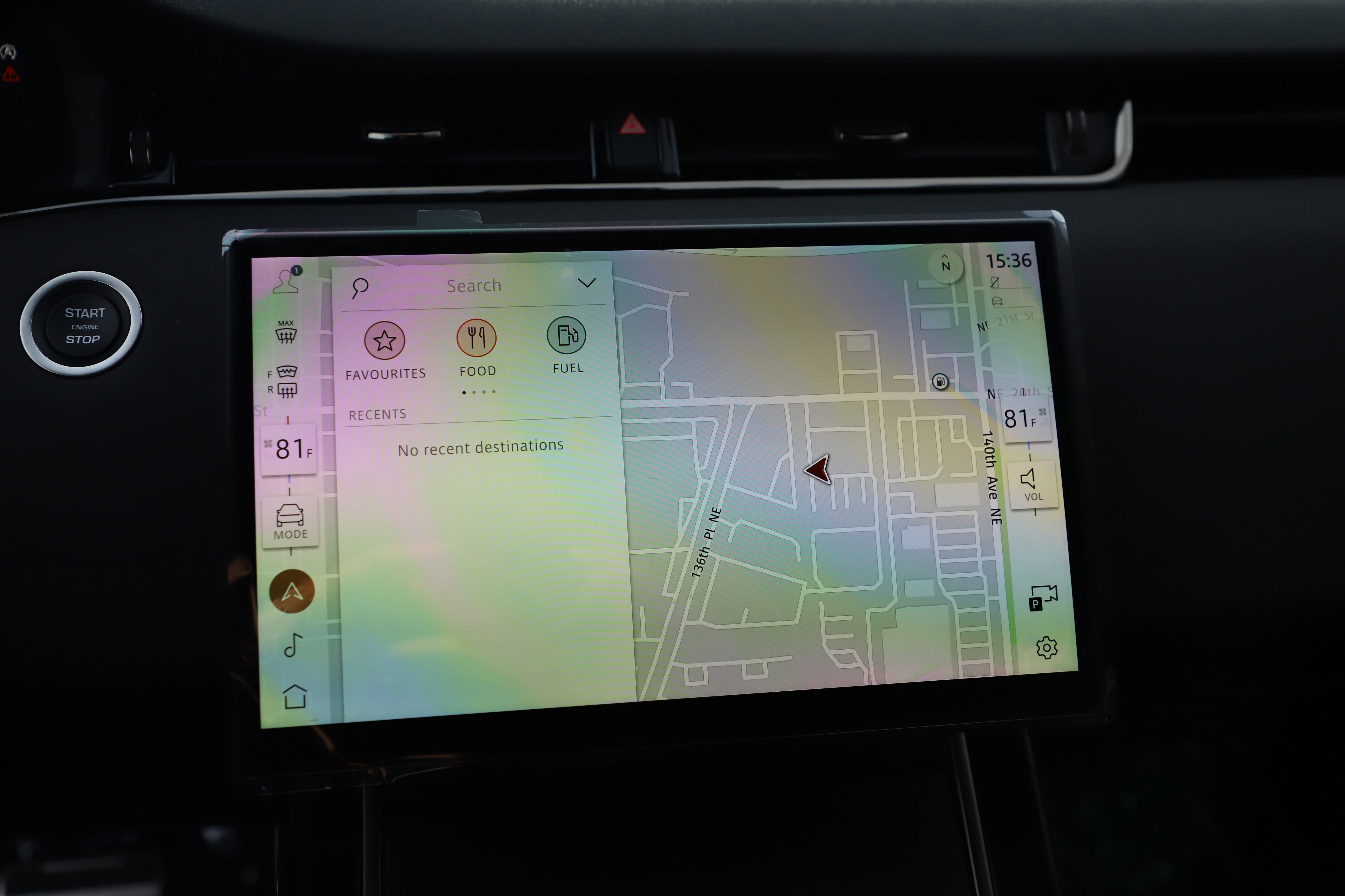 New 2025 Land Rover Range Rover Evoque Dynamic SE image 22