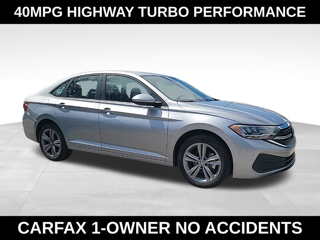 Used 2024 Volkswagen Jetta SE FWD image 1
