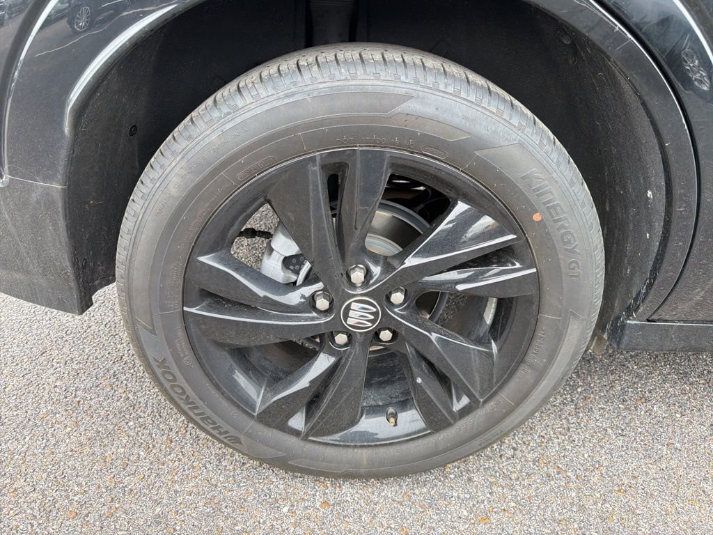 Used 2024 Buick Encore GX Sport Touring w/ Comfort Package image 9