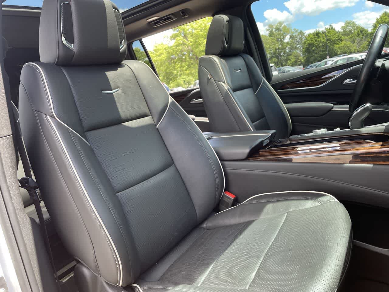 Used 2023 Cadillac Escalade ESV Premium Luxury w/ LPO, Floor Liner Package AWD/4WD image 14
