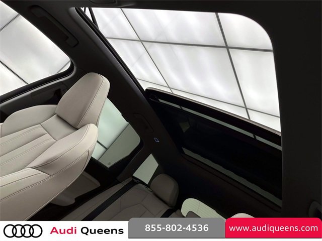 Used 2025 Audi Q6 e-tron Premium Plus image 11